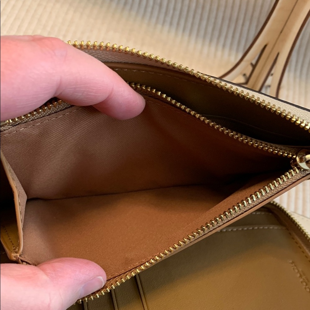 Coach Tan Signature Wallet - Picture 13 of 16